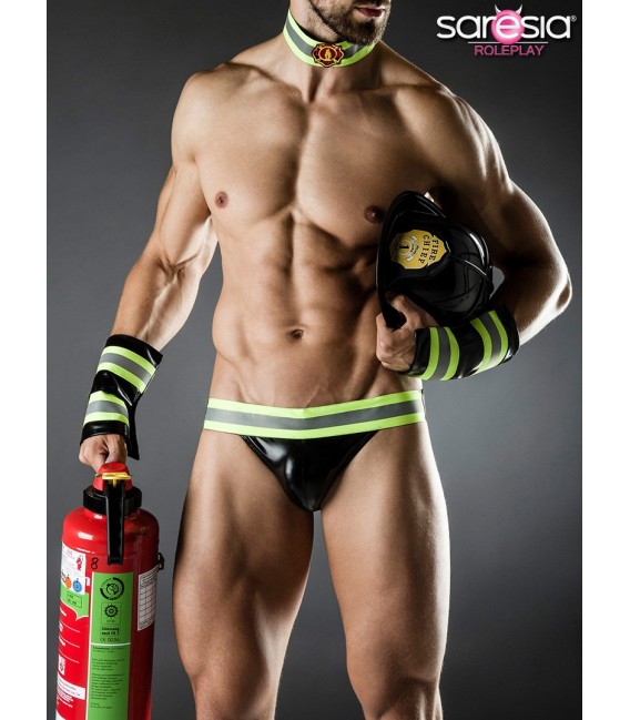 Feuerwehrmann Kostüm von Saresia MAN roleplay, besteht aus Helm, Halsband, Slip und Manschetten